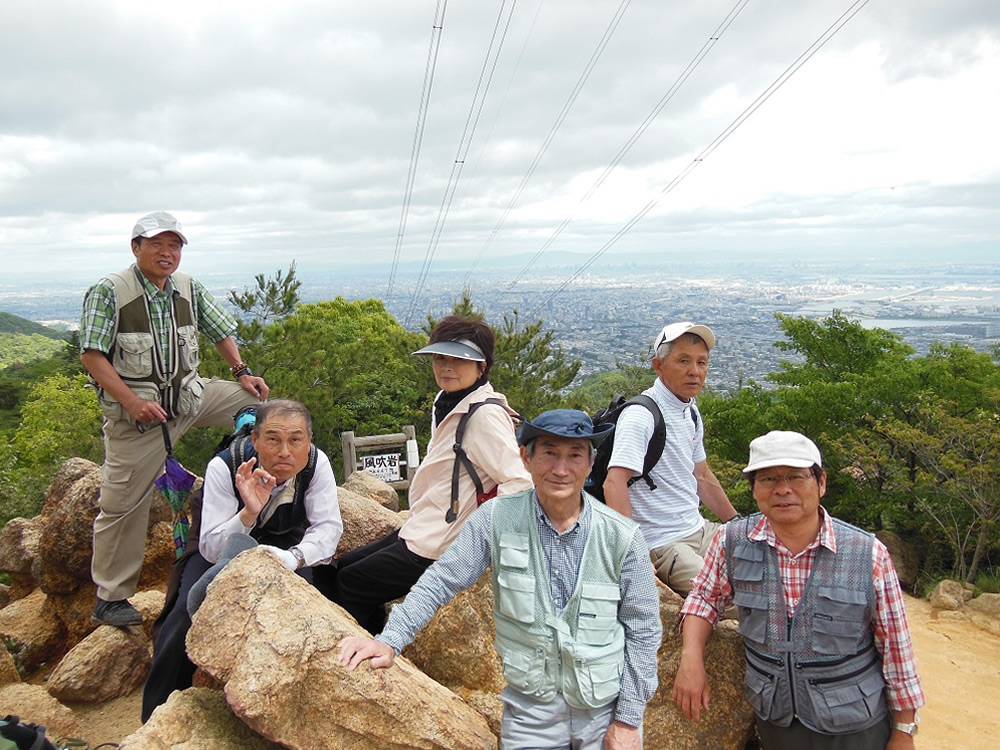 途上人KITANO 新緑の六甲山登山 2014年5月